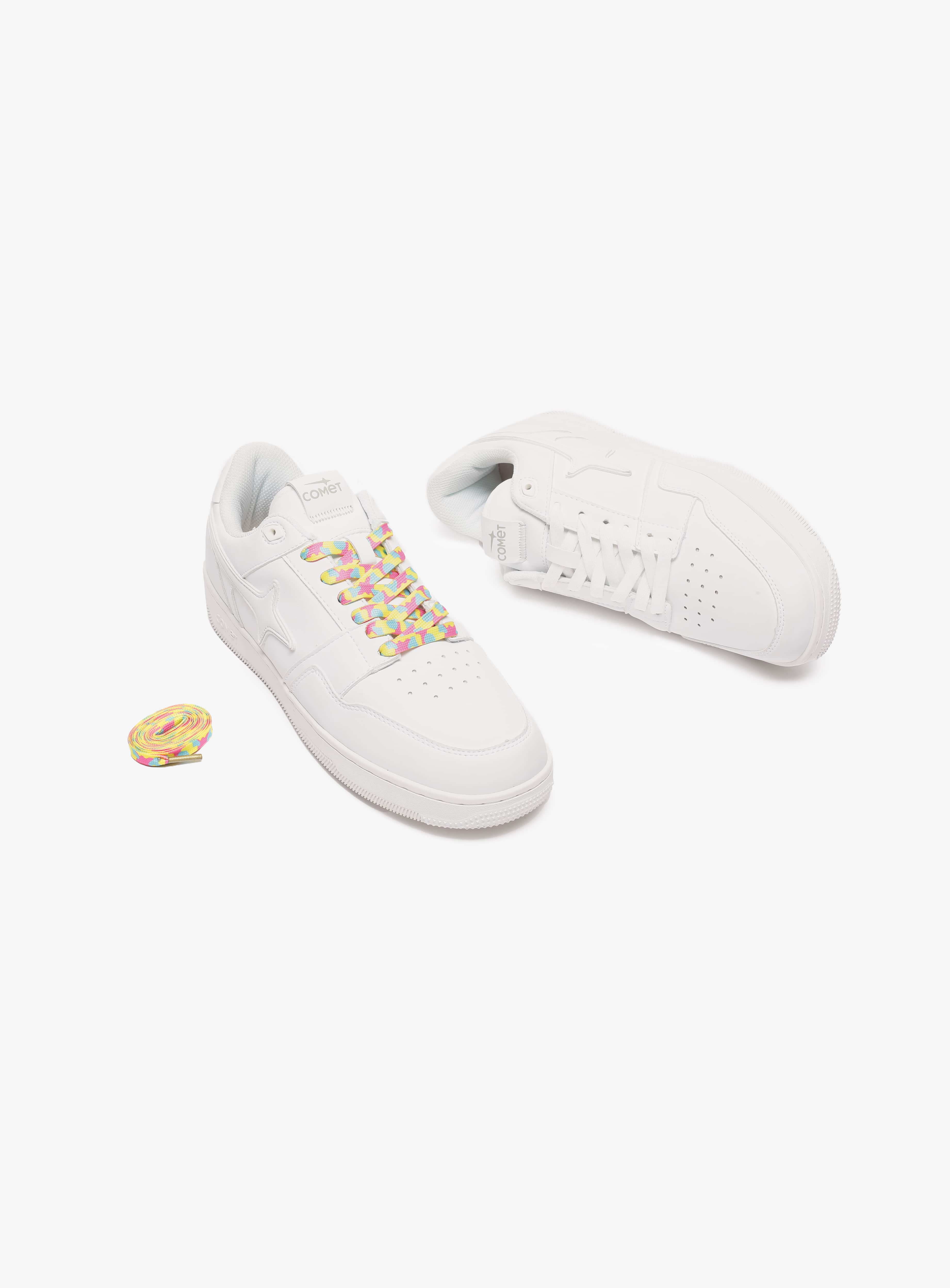 LACES - Image 6