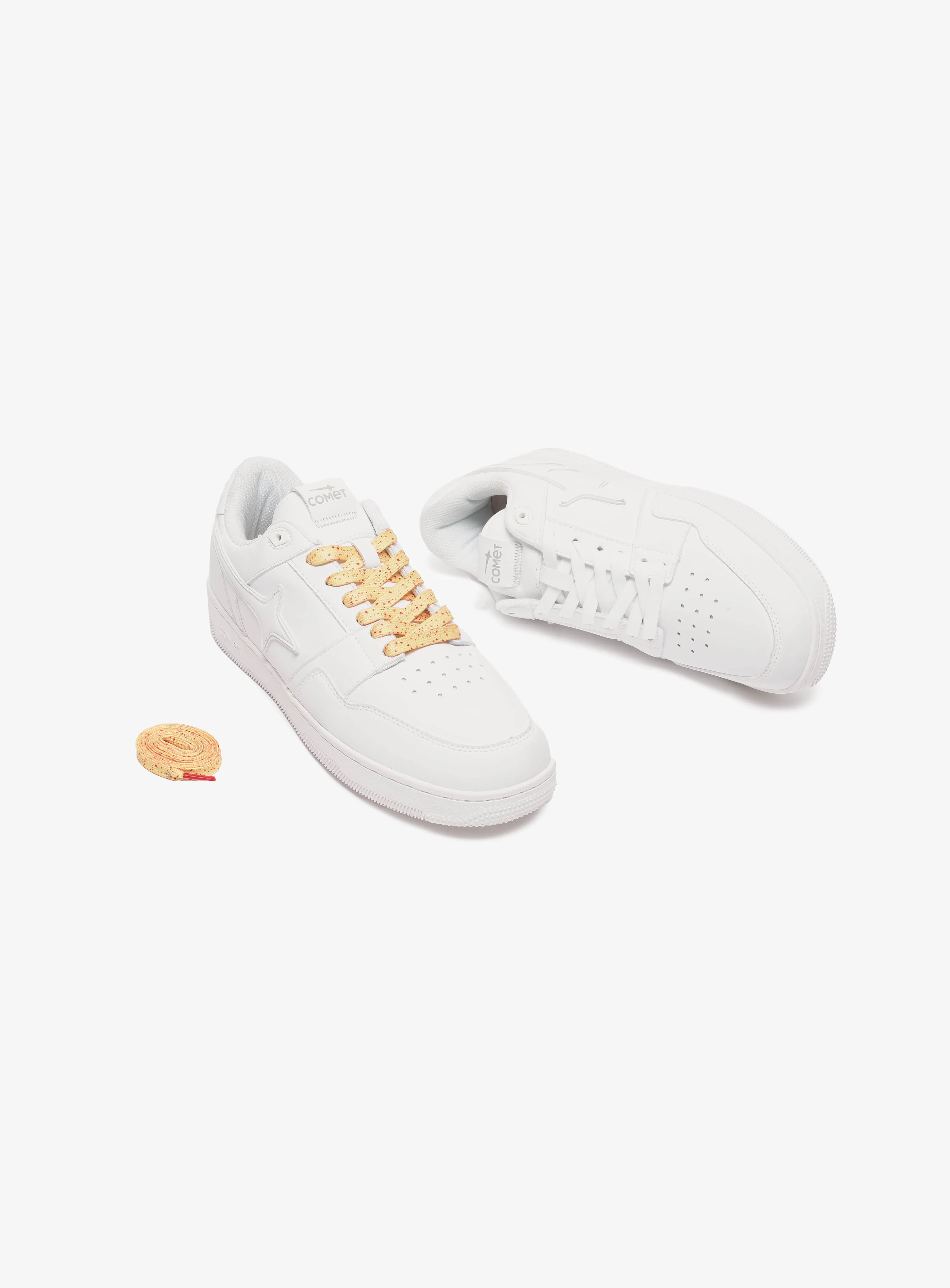 LACES - Image 9